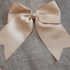 Hair bow
